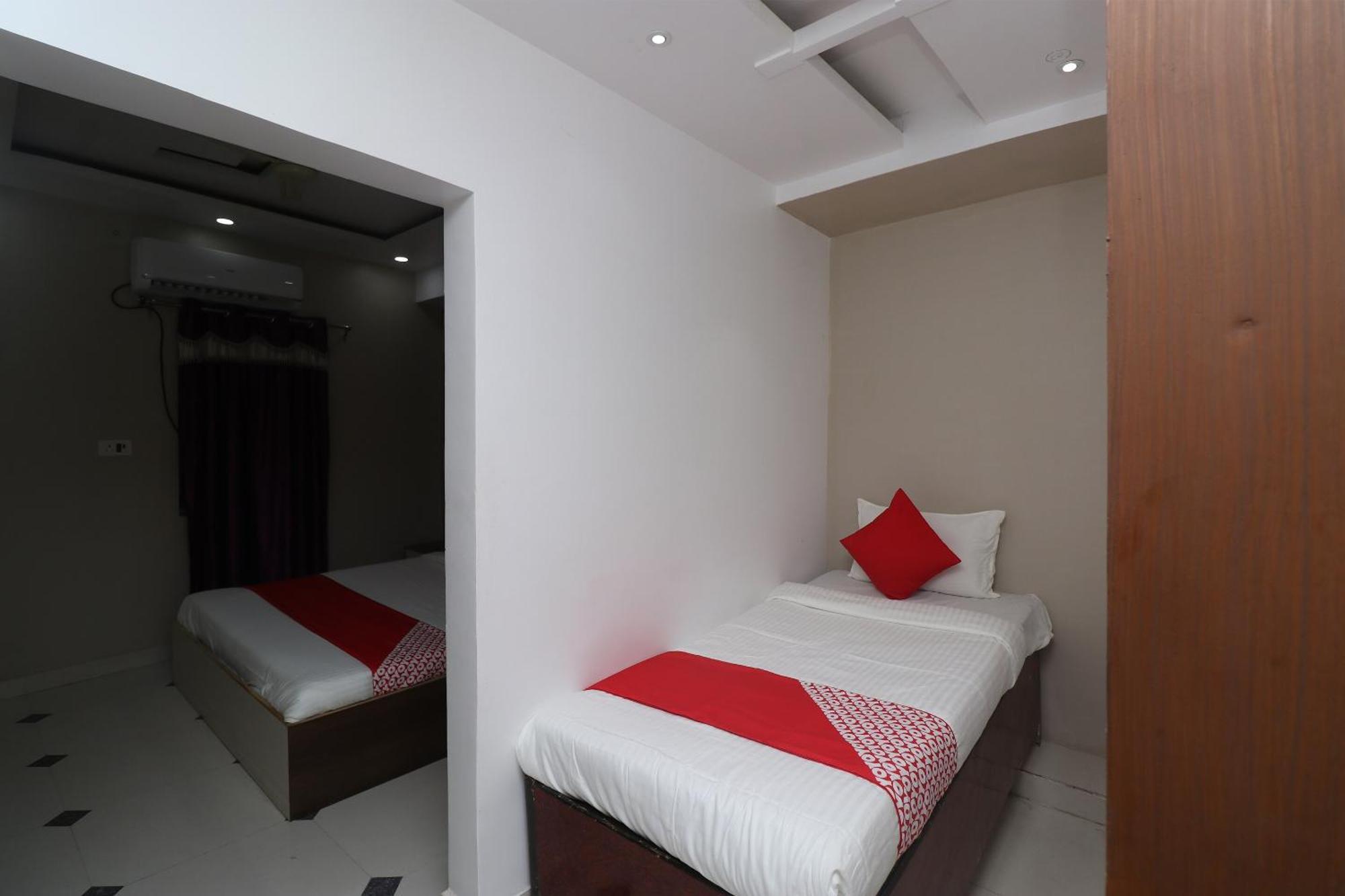 Hotel O Swastik Resort Colonelganj المظهر الخارجي الصورة