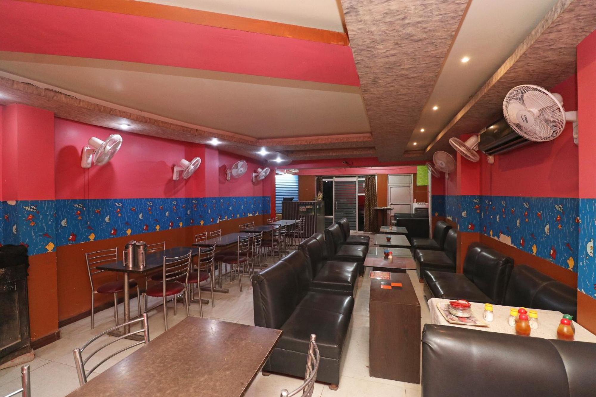 Hotel O Swastik Resort Colonelganj المظهر الخارجي الصورة